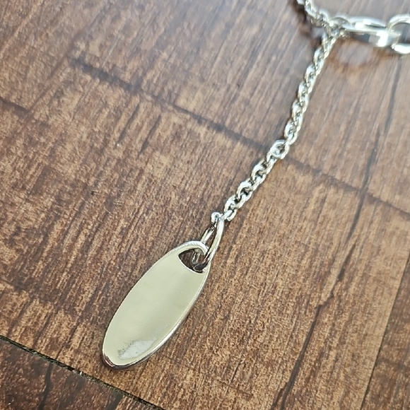 Vince Camuto Silver Necklace with Pendant - Picture 2 of 4